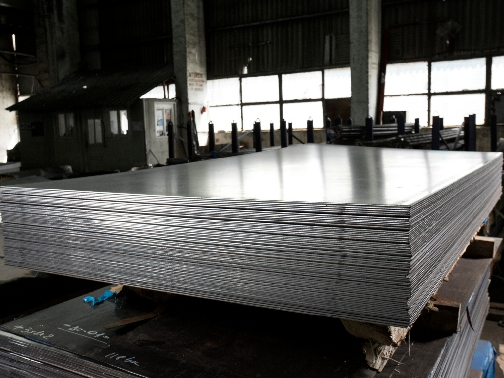 304 and 306 stainless steel