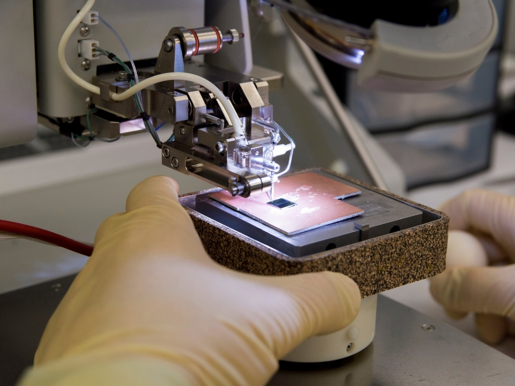 Austenitic Stainless Steel at Semiconductor Manufacturing